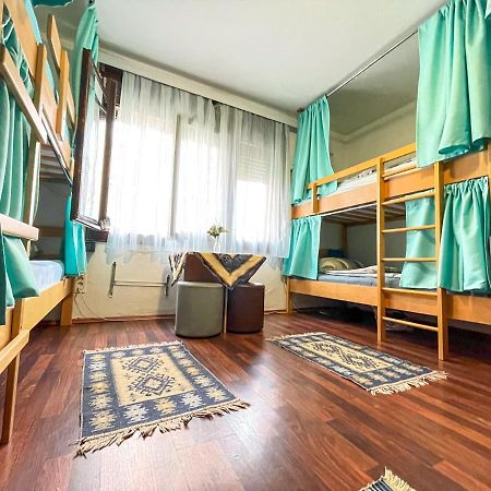 Hi Skopje Hostel Екстериор снимка