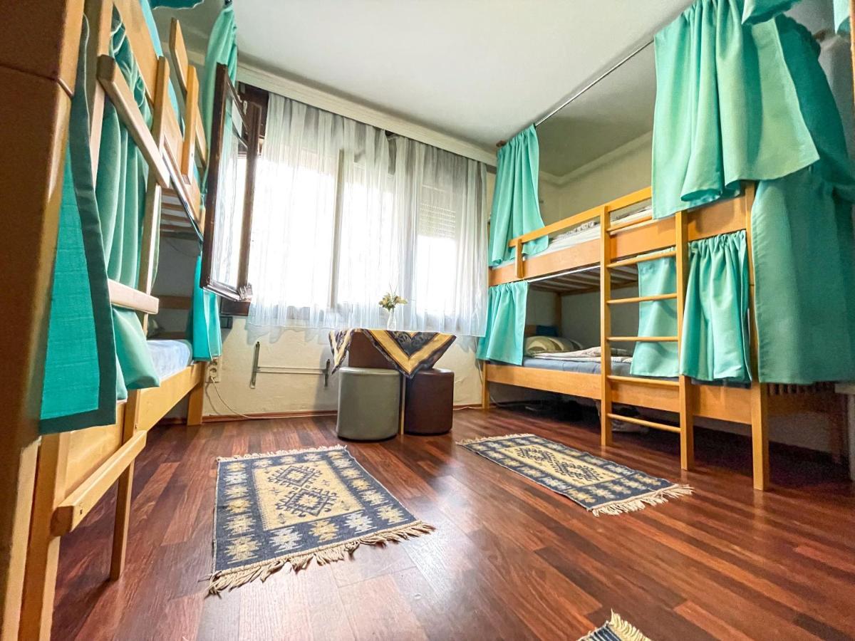 Hi Skopje Hostel Екстериор снимка